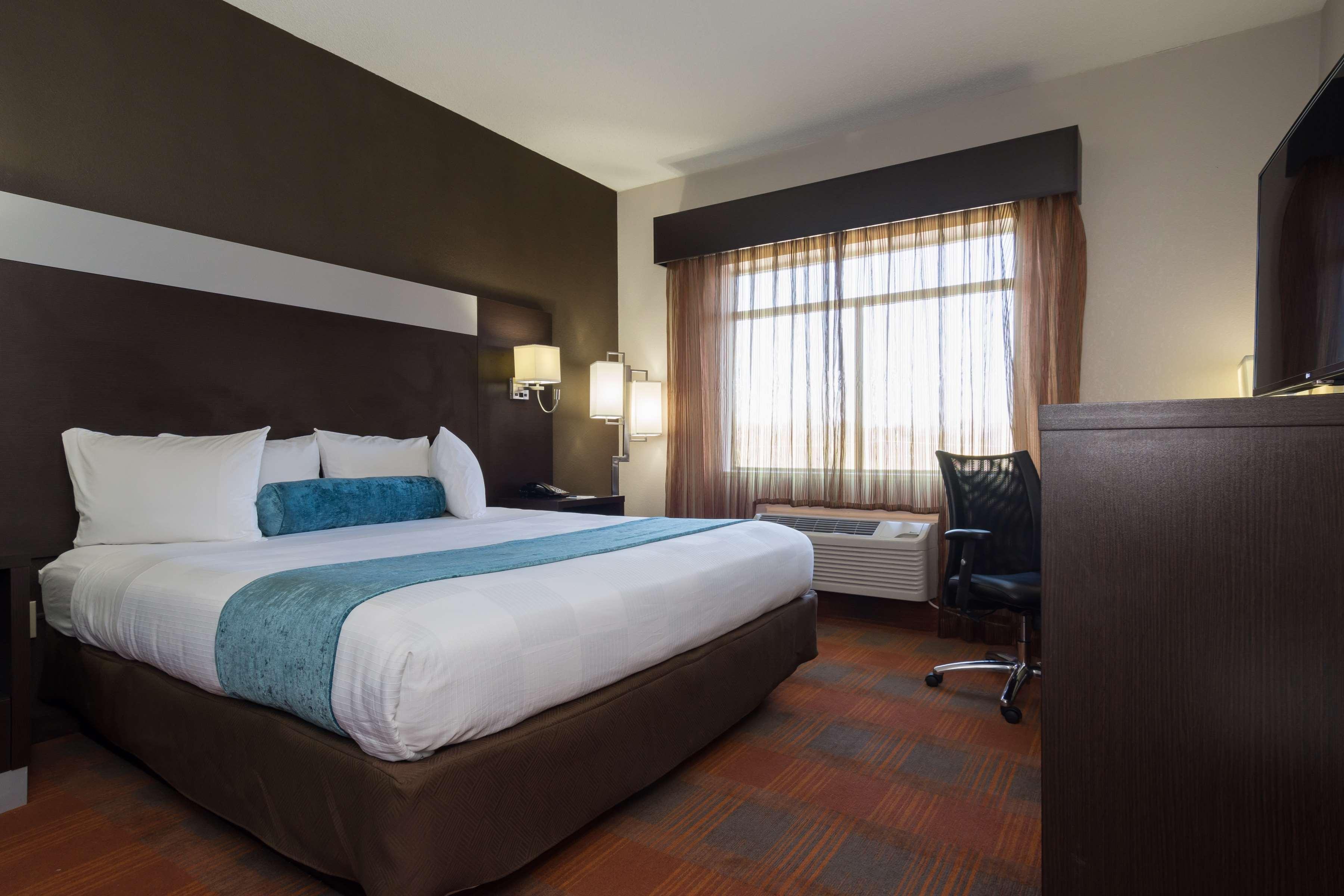 Best Western Plus Pioneer Park Inn Fairbanks Exterior foto