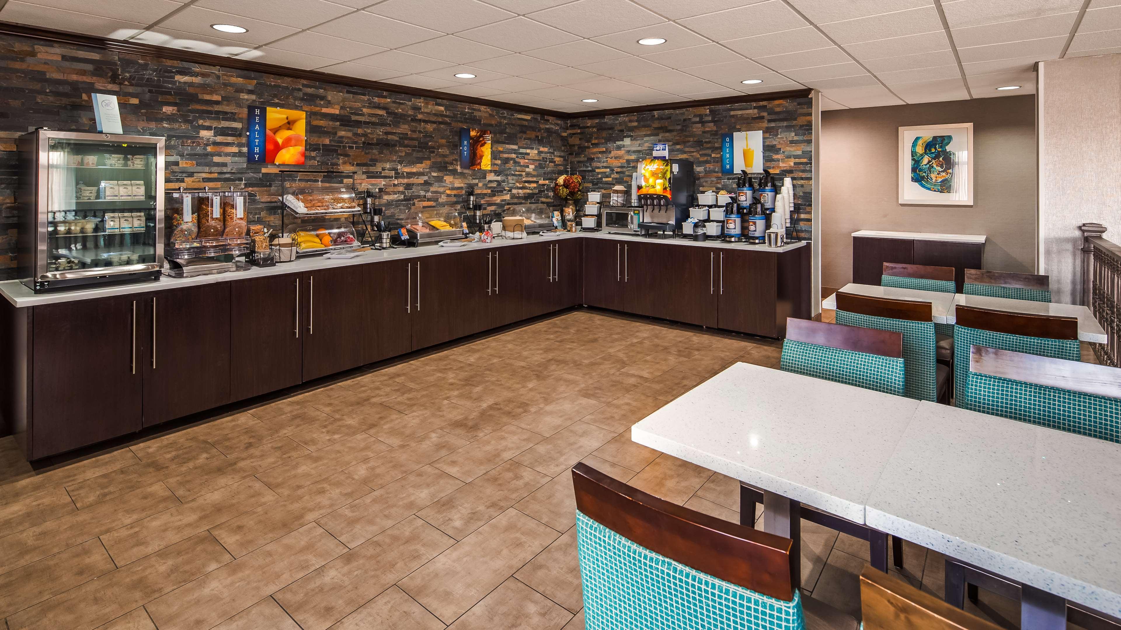 Best Western Plus Pioneer Park Inn Fairbanks Exterior foto